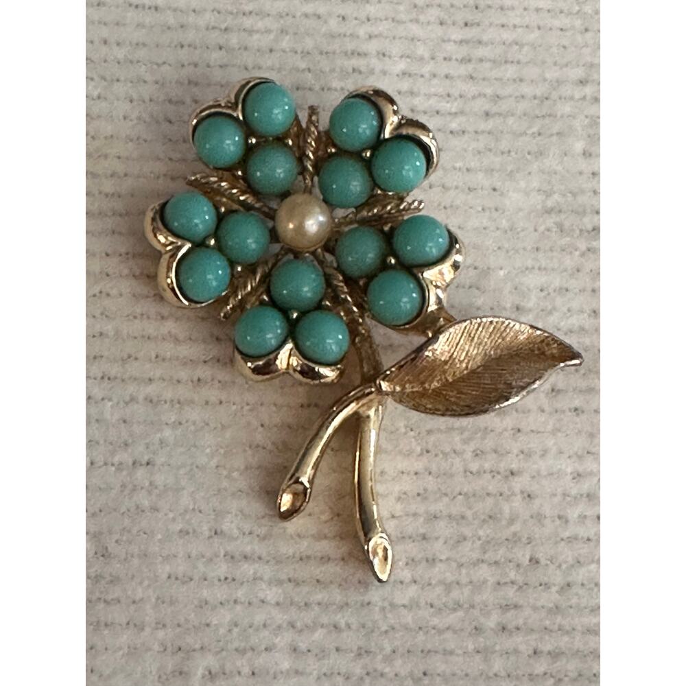 Vintage Sarah Coventry Turquoise Blue Flower Brooch Gold Tone Floral Pin Retro